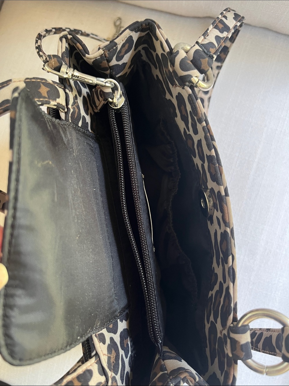 Leopard Print Shoulder Handbag - Picture 4 of 5